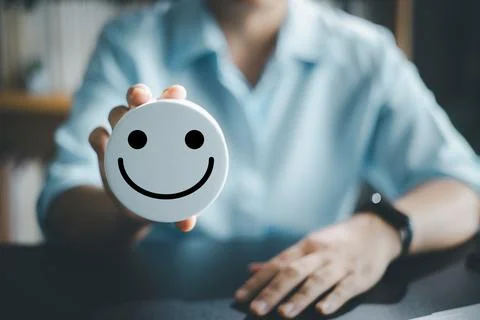 Client Concept Feedback: Emotion Evaluation for Maximum Satisfaction Rating.. Foto stock