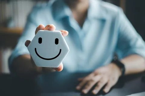 Client Concept Feedback: Emotion Evaluation for Maximum Satisfaction Rating.. Foto stock