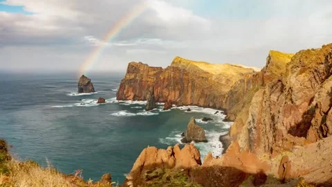 Cliff and rainbow Timelapse 動画素材 197441666
