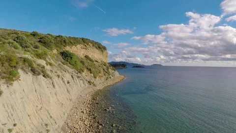 Cliff beach flight 스톡 동영상 105746472