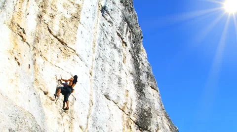Cliff Climbing 스톡 동영상 884846