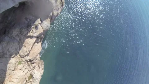 Cliff dive Vidéo 234220031