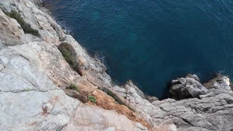 On the cliff of a high cliff Stock Footage 273889946