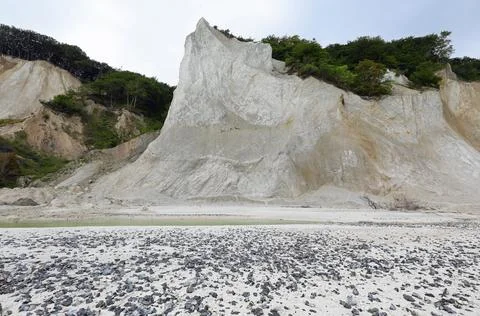 Cliff in the process of eroding in southern denmark called mons klint witho.. Stock Photos