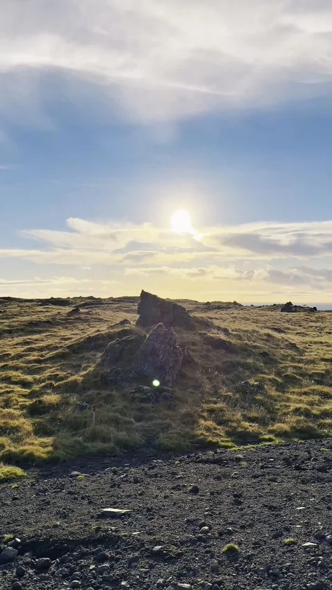 Cliffs and volcanic rock formations in Snæfellsjökull National Park 動画素材 320150543