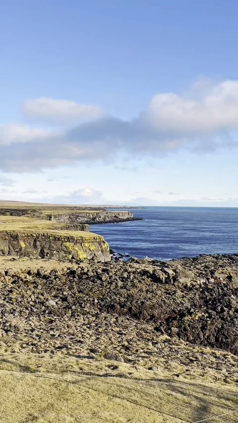 Cliffs and volcanic rock formations in Snæfellsjökull National Park 動画素材 320150568