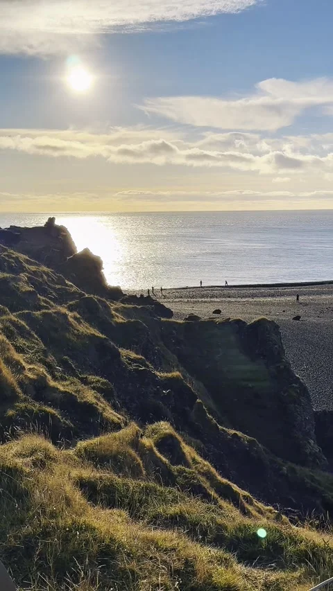 Cliffs and volcanic rock formations in Snæfellsjökull National Park 動画素材 320150585