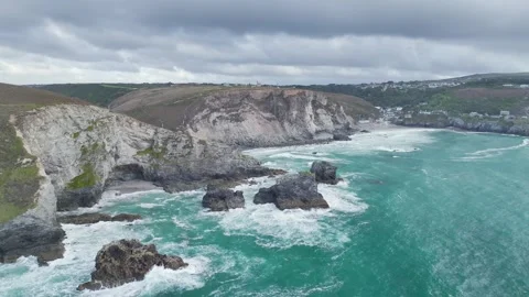 Cliffs over St Agnes from a drone, Cornwall, England, Europe Vídeos de archivo 248261197