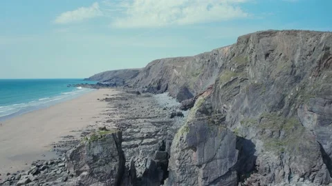 Cliffs on the Sandymouth Bay Beach, National Trust, Bude, Cornwall, England Stock Footage 201734576
