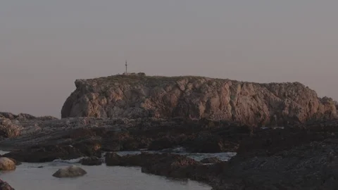 CLIFFS AT SUNRISE Vidéo 136445589