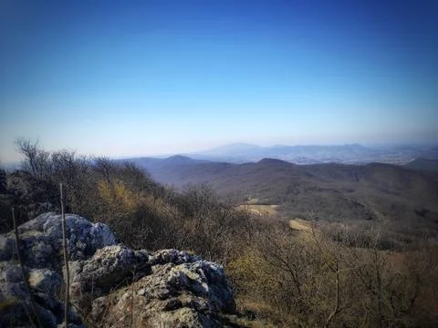 Cliffside Mountain View – Looking Down 库存照片