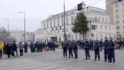 Climate activists "Letzte Generation" - "Last Generation" blocking streets 스톡 동영상 232998290