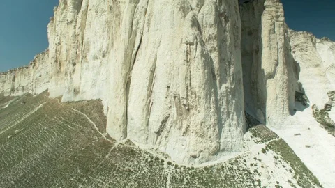 The climb along the White cliffs 스톡 동영상 83184694