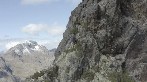 Climber in action Video stock 96891773