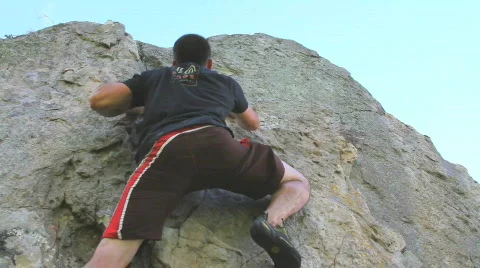 Climber Bouldering HD Video stock 718984