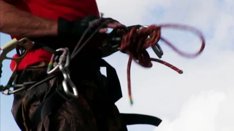 Climber Checking Equipment Видео 48847751