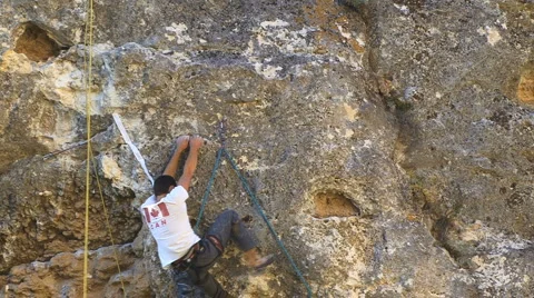 Climber Falling Stockbeeldmateriaal 995386