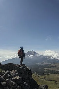 A climber on a summit freedom Foto stock