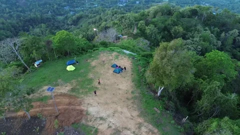 Climber's tent at the top of the mountain Video stock 260155860