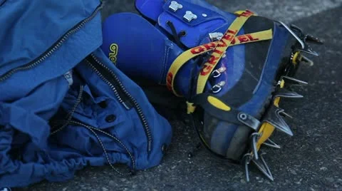Climbing crampons Vidéo 10874598