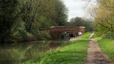 A clip of Aylestone Mill Bridge over the River Soar Leicester, UK. Stock Footage 238518358