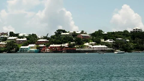 A clip of Hamilton City harbour in Bermuda. Видео 247195853
