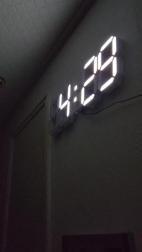 Clock at 4 a.m. Stock-Footage 306055363