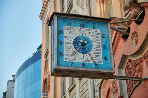 A clock on a building in Kyiv Stock-Fotos