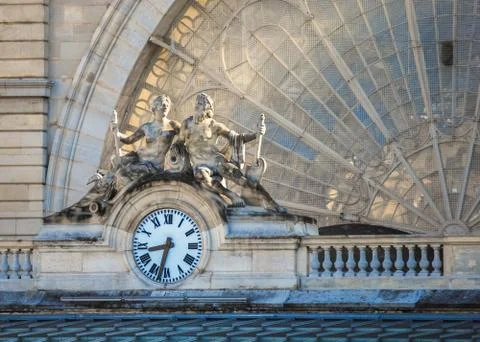 Clock,  gare de l'est, paris, france Stock-Fotos