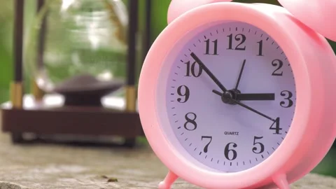 Clock hourglass 스톡 동영상 251946671