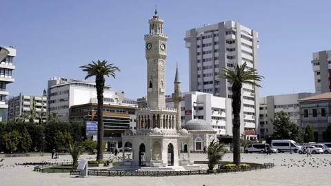 Clock tower of Izmir Turkey. Empty streets because of Coronavirus pandemi. Stock Footage 128209090