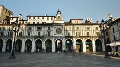 The clock tower in Piazza Loggia, the main historic square in Brescia, Italy  Video stock 80076781
