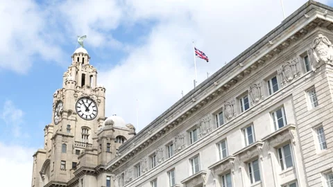 The clock tower of the Royal Liver Building in Liverpool Stock Footage 274472628