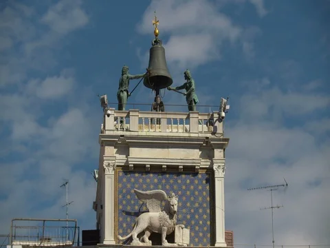 Clock tower at San Marco Square, Venice (Italy) Stockbeeldmateriaal 72196996