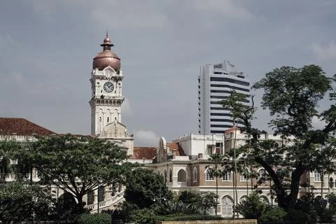The clock tower of the Sultan building in Kuala Lumpur Stock Photos