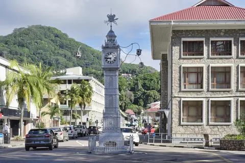 Clock tower in town centre 2 Foto stock