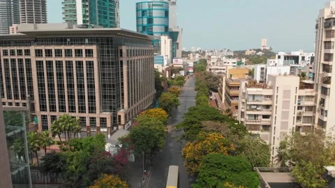 Close Aerial Drone View Mumbai City, Empty Roads 스톡 동영상 134252553