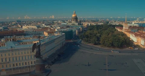 Close up of Alexander column, built between 1830 and 1834 on Palace Square, in 스톡 동영상 84374845