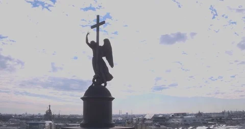Close up of Alexander column, built between 1830 and 1834 on Palace Square, in 스톡 동영상 84508096
