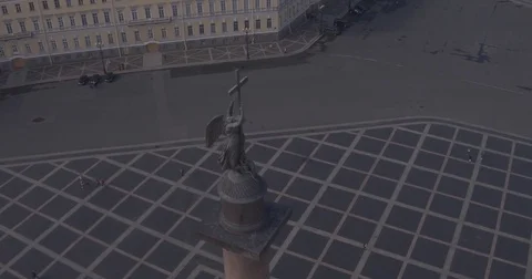 Close up of Alexander column, built between 1830 and 1834 on Palace Square, in 스톡 동영상 84508612