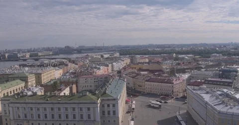 Close up of Alexander column, built between 1830 and 1834 on Palace Square, in 스톡 동영상 84508677