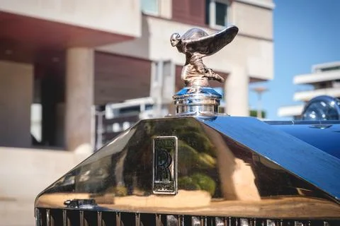 Close-up and selective focus of Rolls-Royce hood mascot Stock Photos
