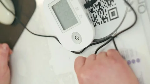 A close-up of the apparatus for measuring pressure which includes. Stock Footage 271264224