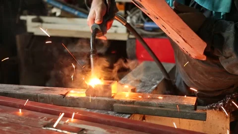 Close-Up of Arc Welding Sparks 動画素材 340109208
