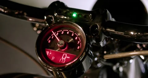 Close-up arrow speedometer. Video stock 161600025