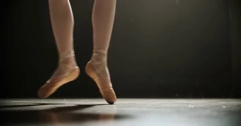 Жас үлкен табиғи сиськи