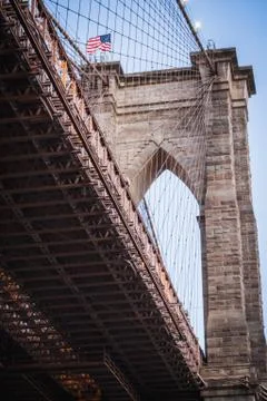 Close-up from below of one of Brooklyn Bridge's arches in New York Stock Photos