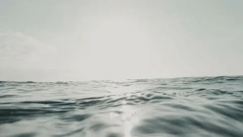 Close up of big wave passing and crashing in the sea or ocean of the beach. Para Stock Footage 151333422