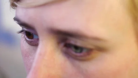 Close-up of a blonde with hyperchromic eyes Vídeo Stock 73990293