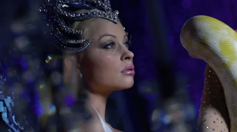 Close-up of blondes with Python in the hands 動画素材 61048334